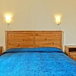 House 4*